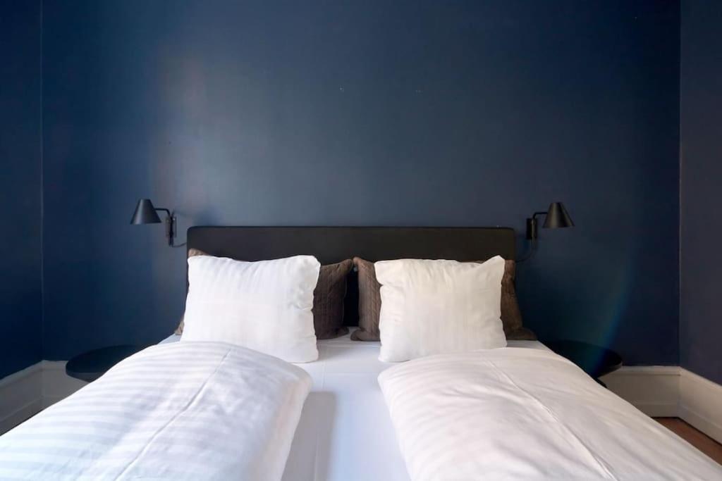 Lejlighed Moderen And Sleek 3br With Bath By The Lakes And Metro